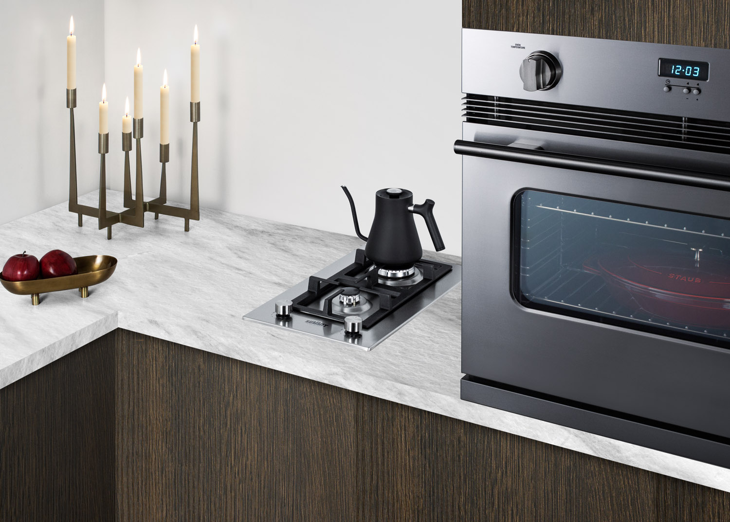 2-burner gas cooktop made in Italy with sealed burners, multiple heating outputs, a 304 grade stainless steel surface, and continuous cast iron grate